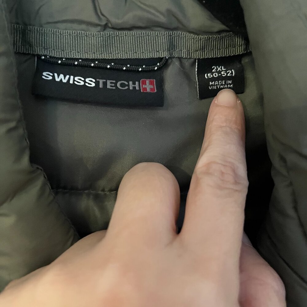 dark green puffer jacket 2XL